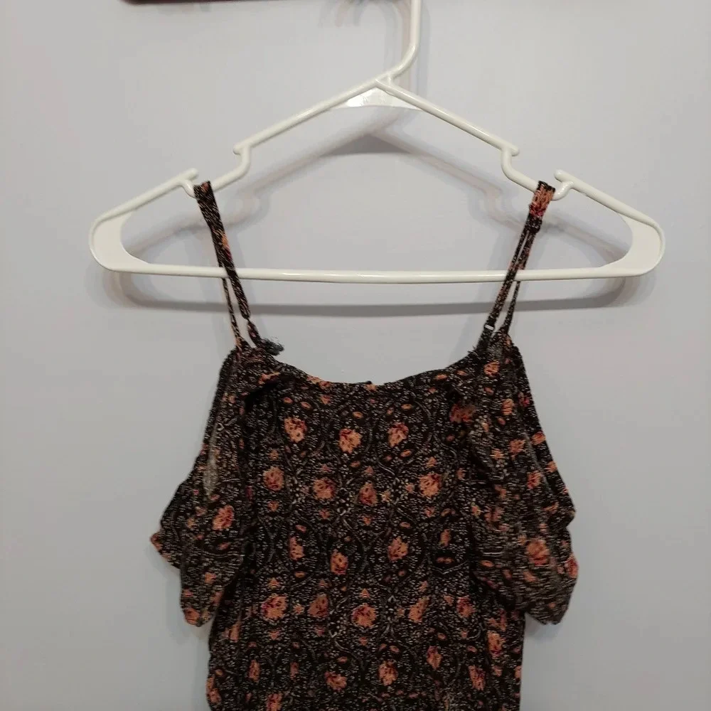 American Eagle xxs off the Shoulder flowy dress - Picture 3 of 8
